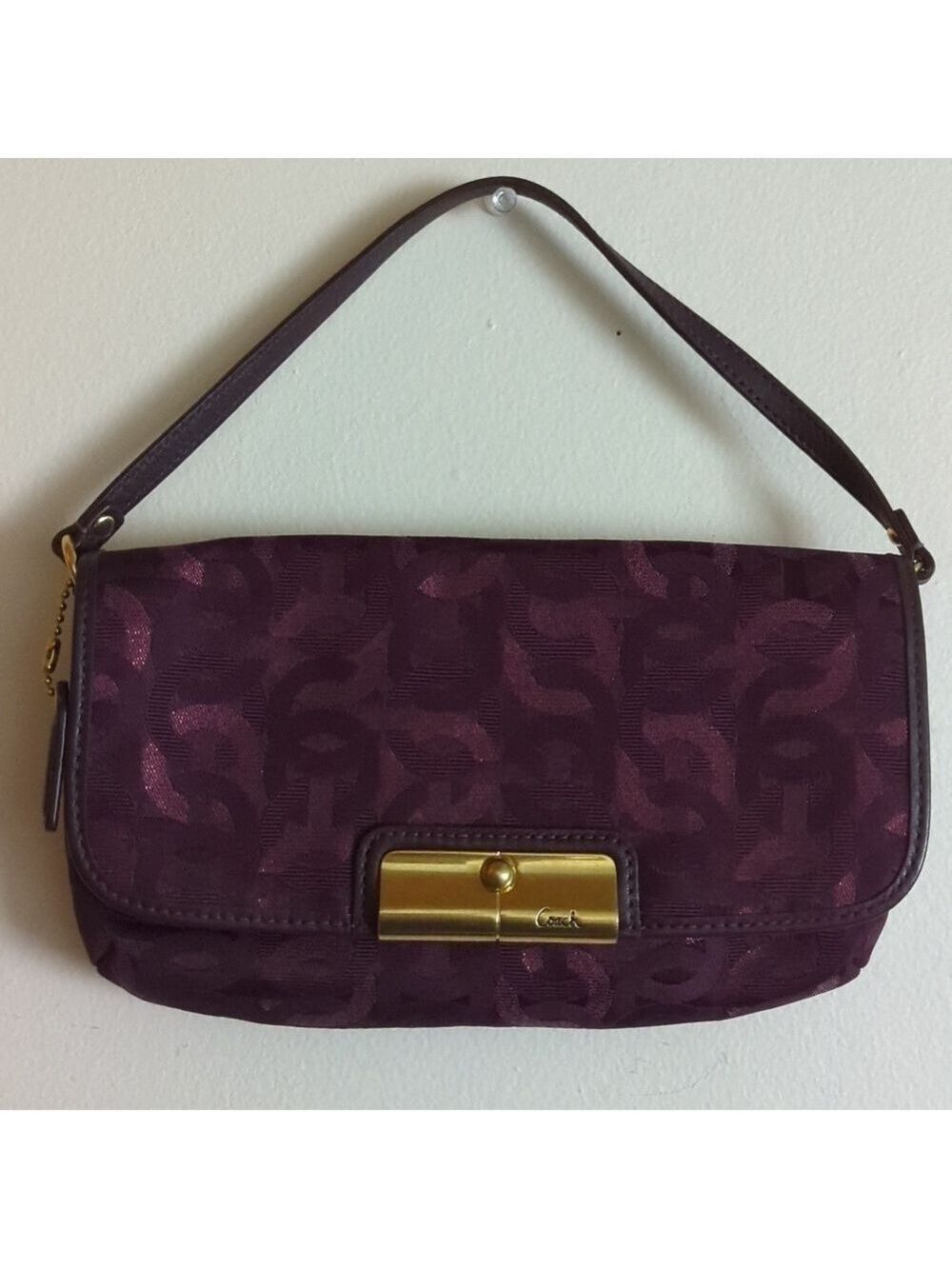 COACH Purple Berry Signature C Wristlet Clutch Wallet